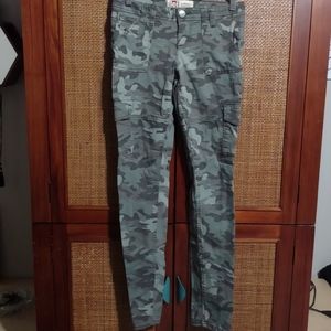 Lei Camo Pants